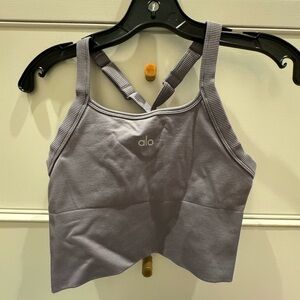 ALO Yoga Women's Ribbed Crop Top - Lavender